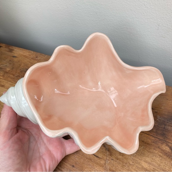 Vintage Ceramic Conch Dish - Picture 3 of 6